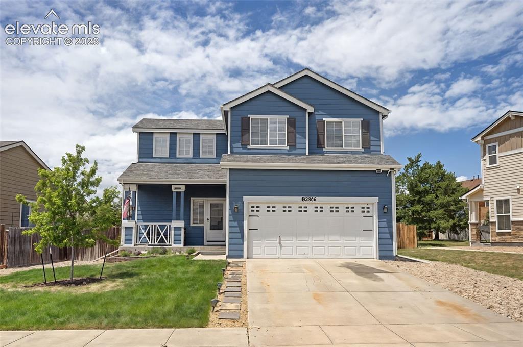 Image 2 of 28: Welcoming Front Exterior