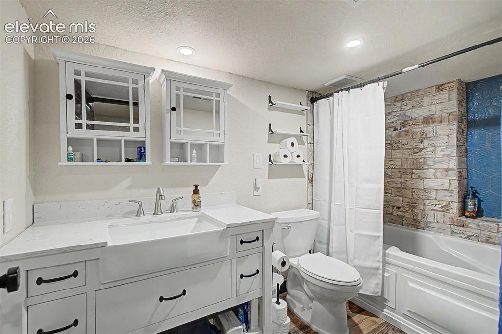 Image 25 of 28: Updated Basement Bathroom
