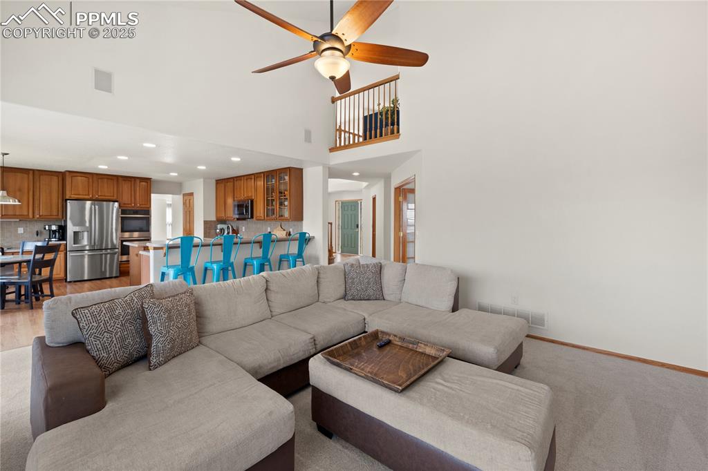 Image 11 of 41: Living Room