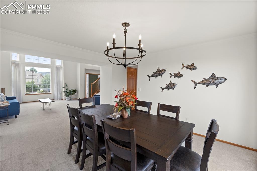 Image 7 of 41: Dining Area