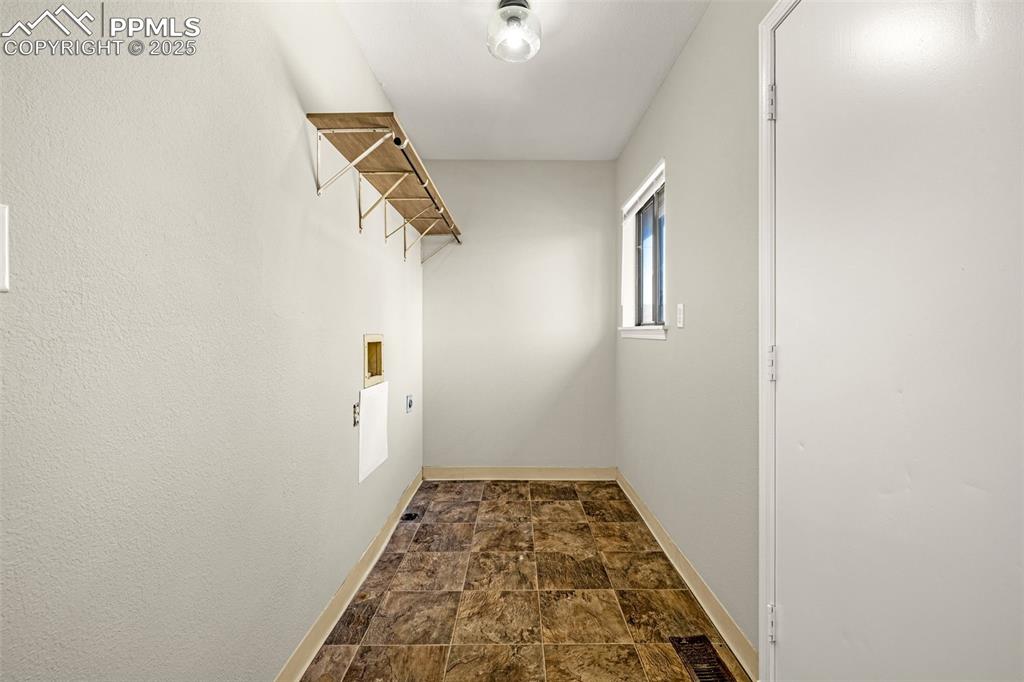 Image 10 of 35: Laundry