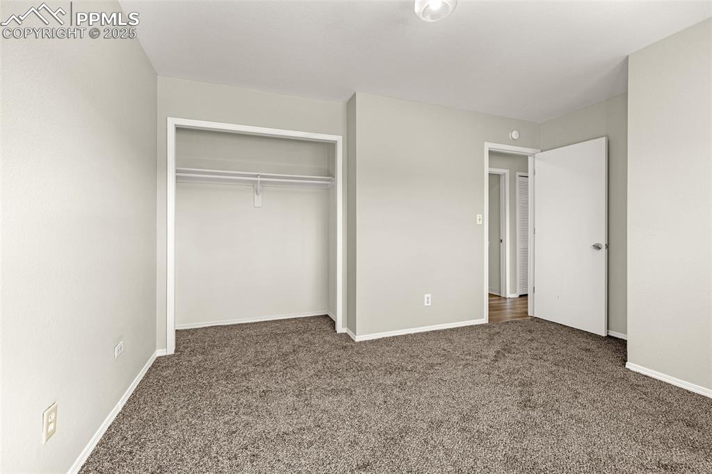 Image 13 of 35: Bedroom