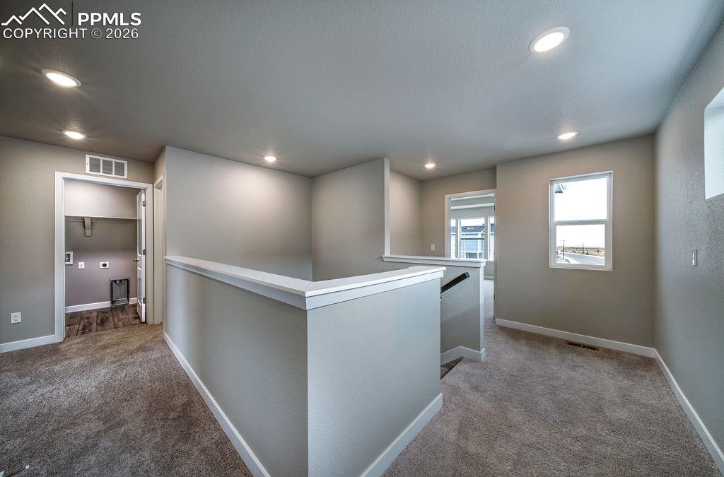 Image 15 of 33: Hallway