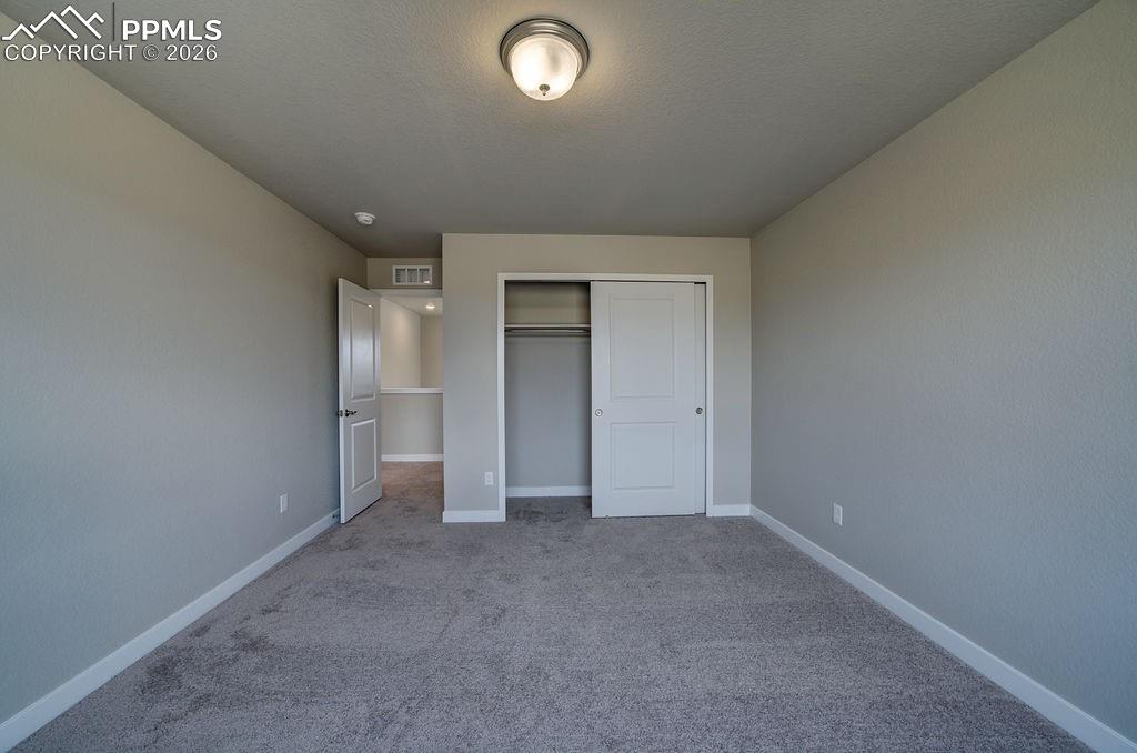 Image 18 of 33: Bedroom