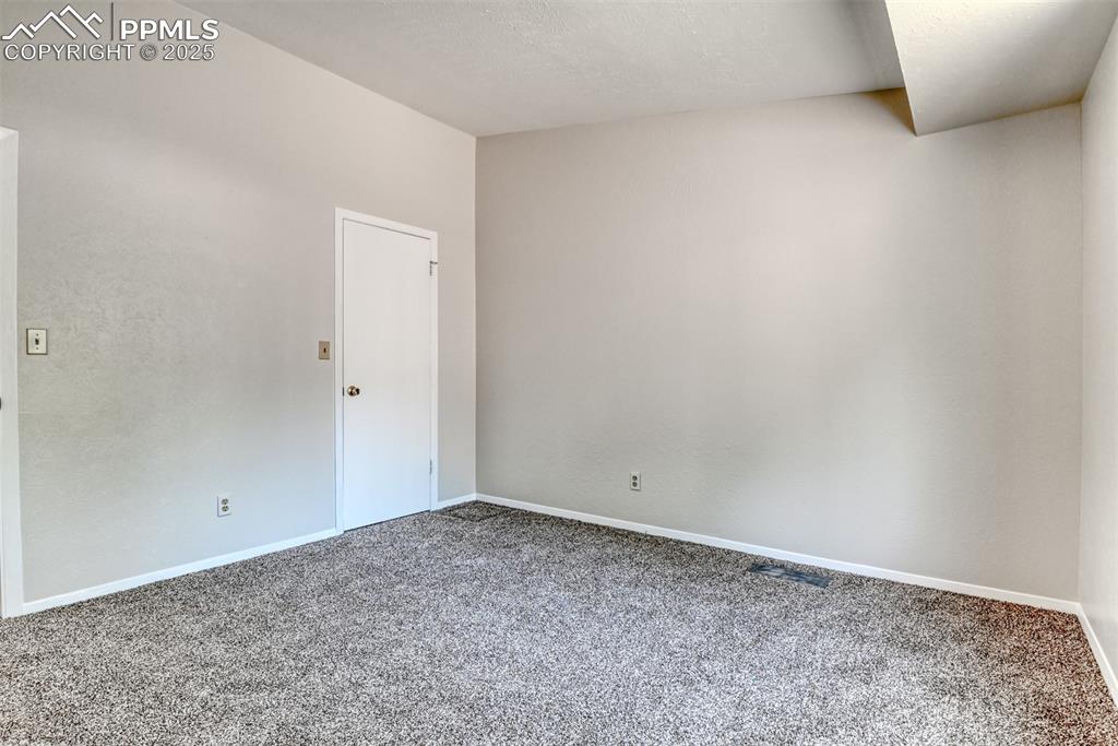 Image 15 of 26: Master Bedroom