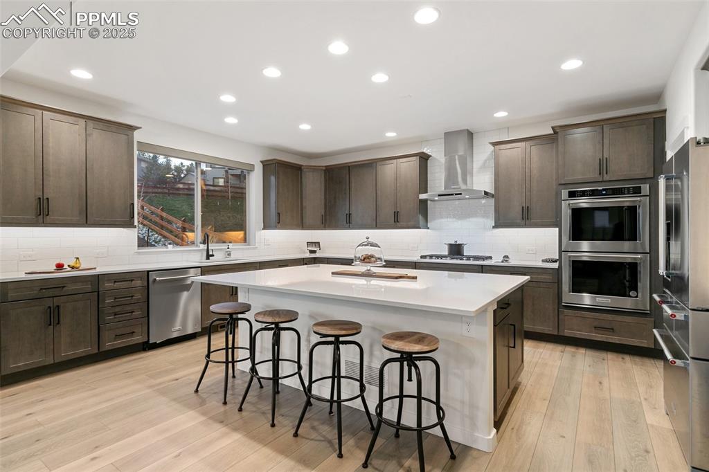 Image 12 of 49: Stainless steel appliances