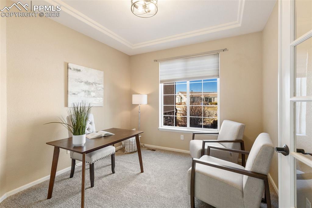 Image 11 of 40: Office