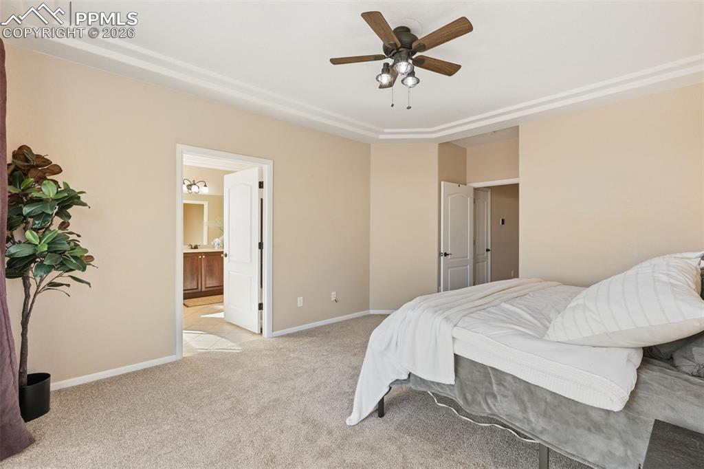 Image 13 of 40: Bedroom