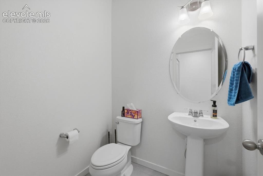 Image 18 of 41: Bathroom