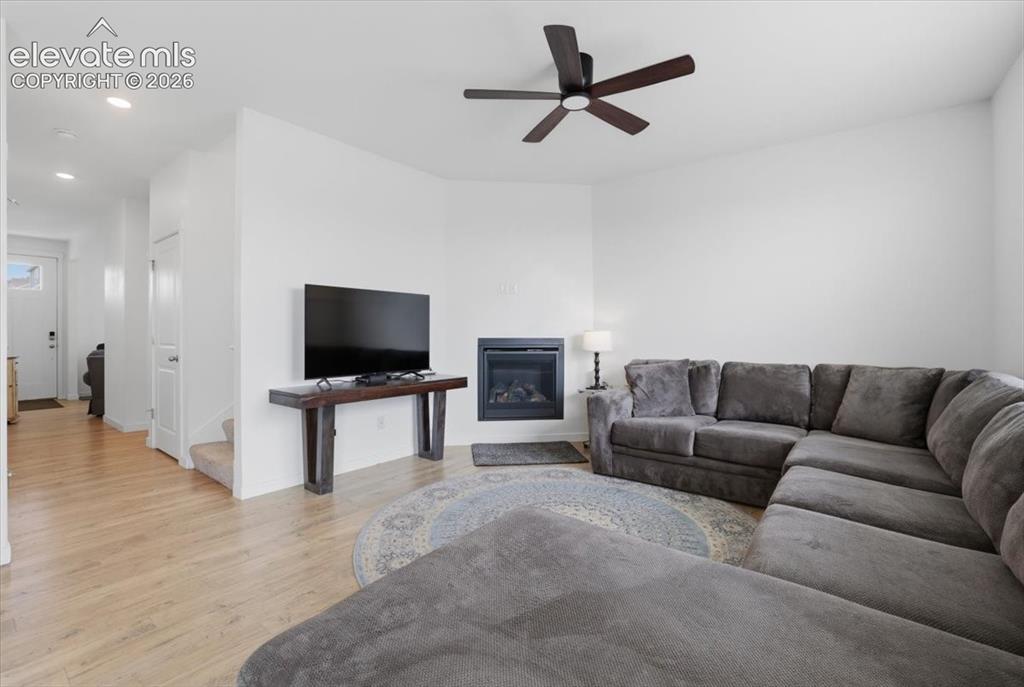 Image 8 of 41: Living Room