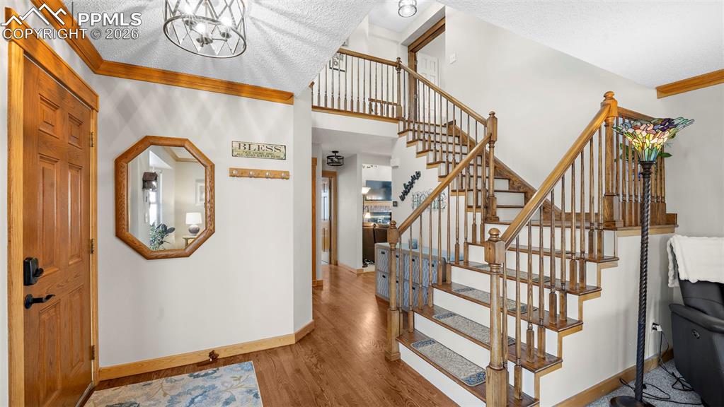 Image 11 of 45: Entry