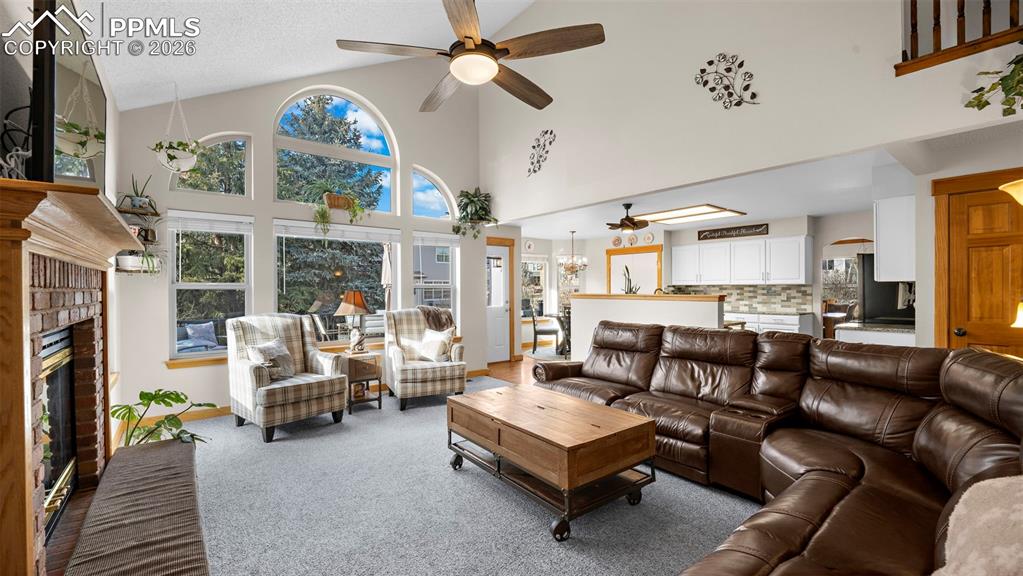 Image 20 of 45: Family Room