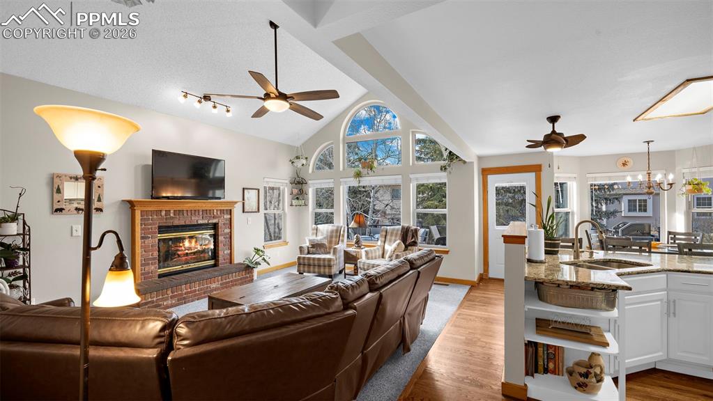 Image 21 of 45: Family Room