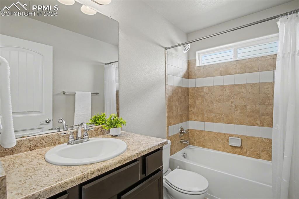 Image 23 of 44: No Description Available