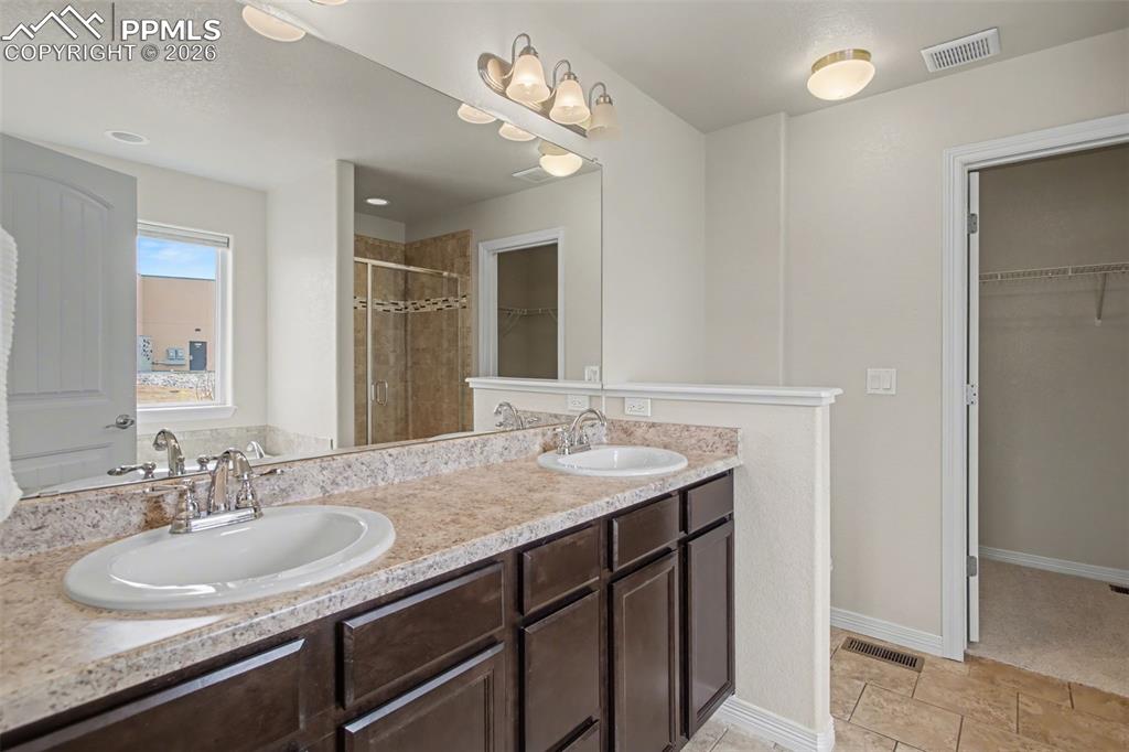 Image 28 of 44: No Description Available