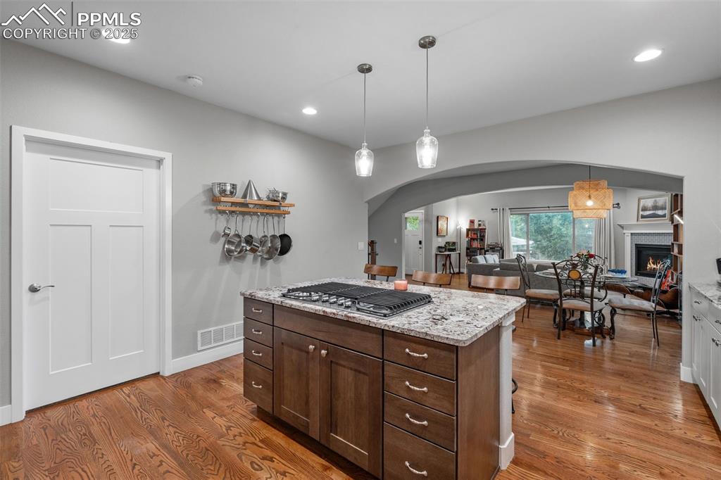 Image 12 of 48: Kitchen