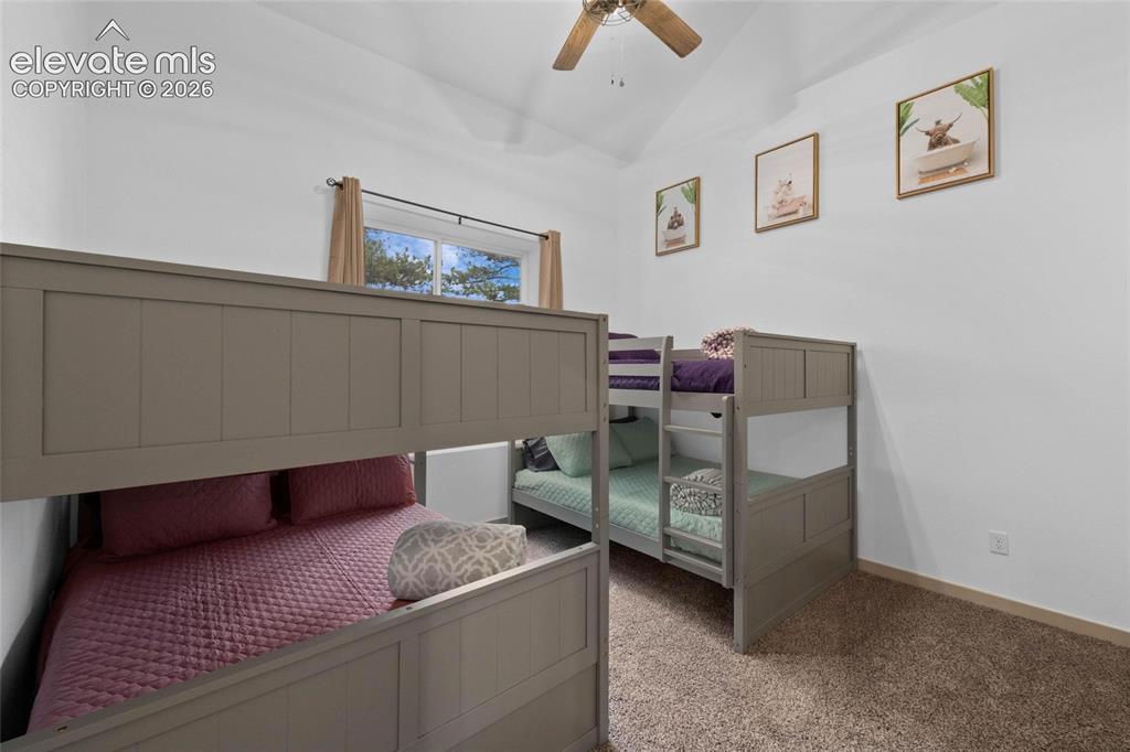 Image 14 of 23: Bedroom