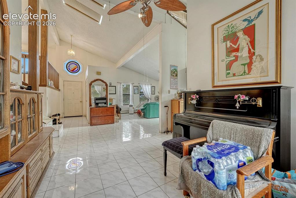 Image 9 of 50: Dining Room