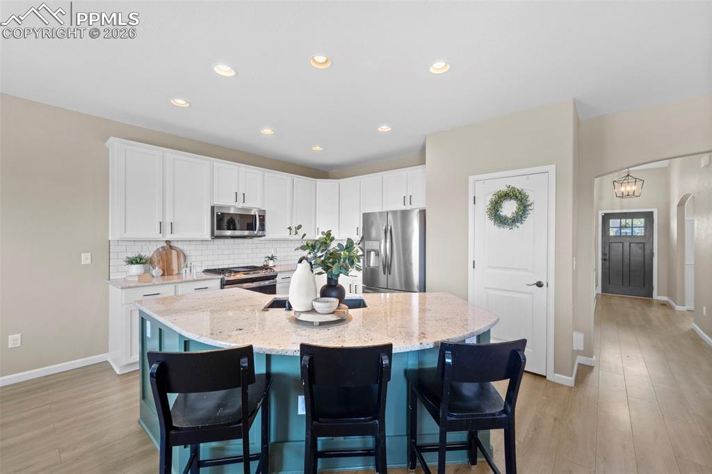 Image 11 of 49: Kitchen