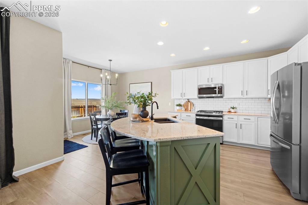 Image 12 of 49: Kitchen