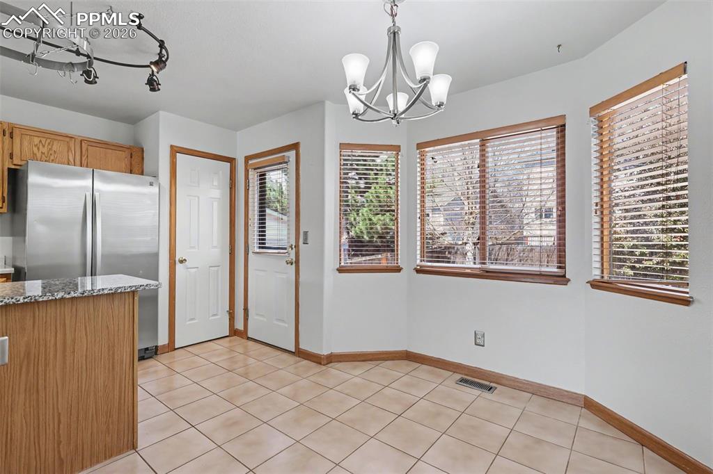 Image 9 of 37: Kitchen