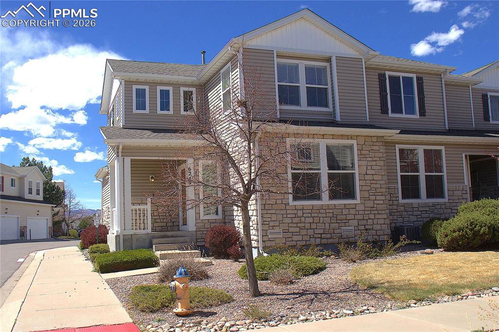 Image 27 of 30: Front of Structure