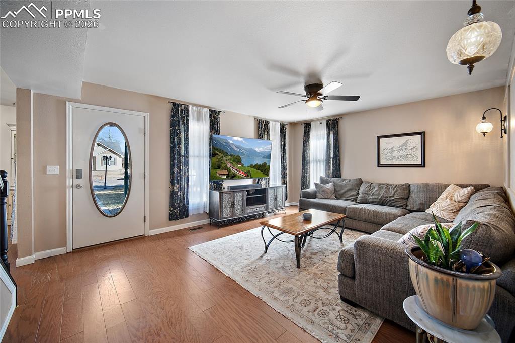 Image 17 of 38: Living Room