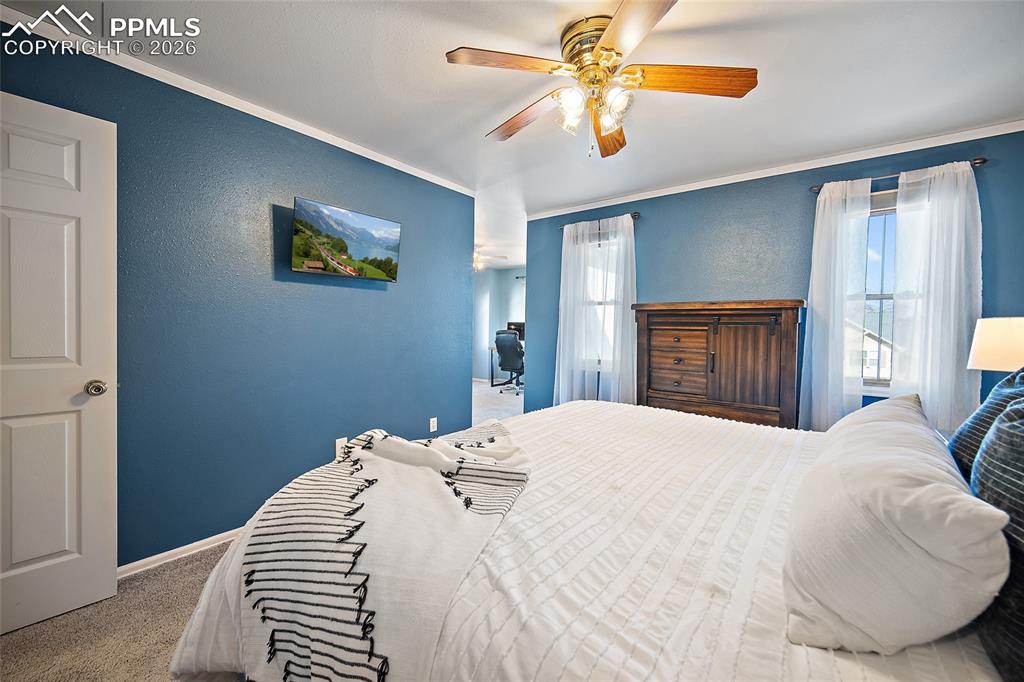 Image 27 of 38: Bedroom