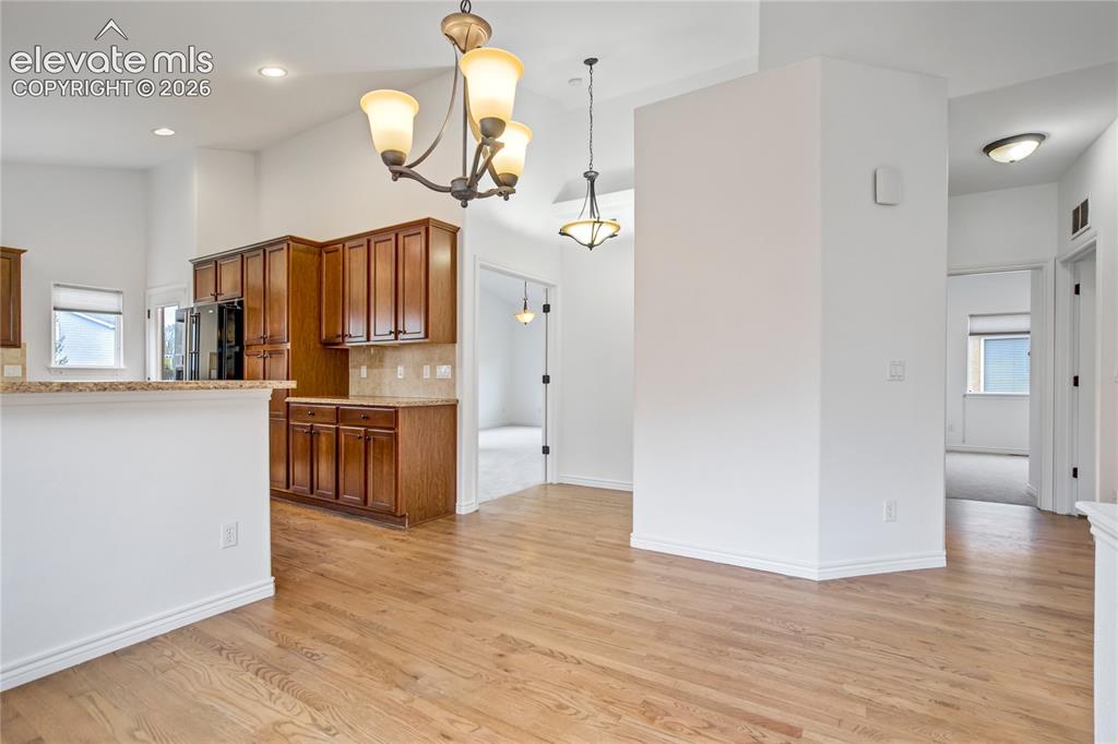 Image 10 of 47: Kitchen