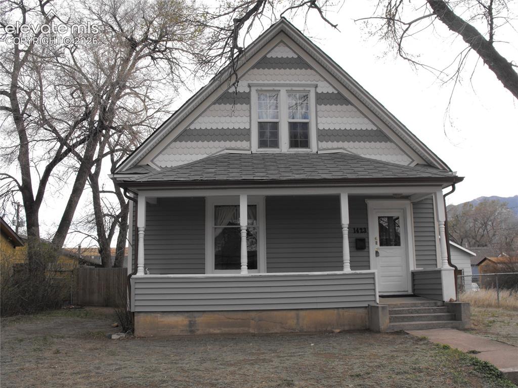Image 3 of 21: Front of Structure