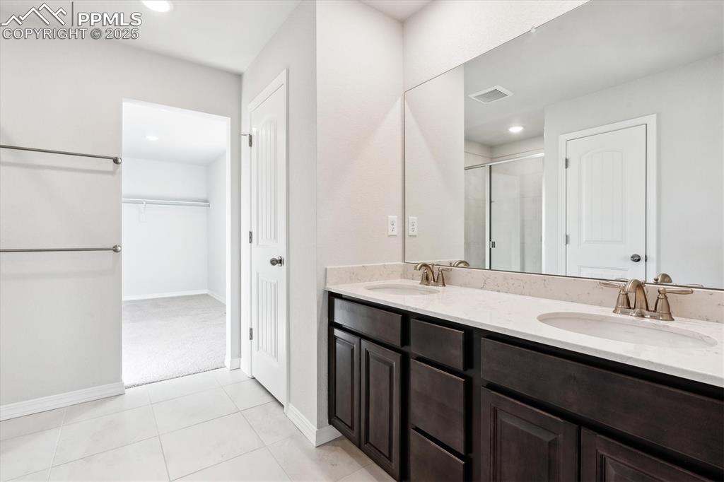 Image 19 of 26: Master Bathroom