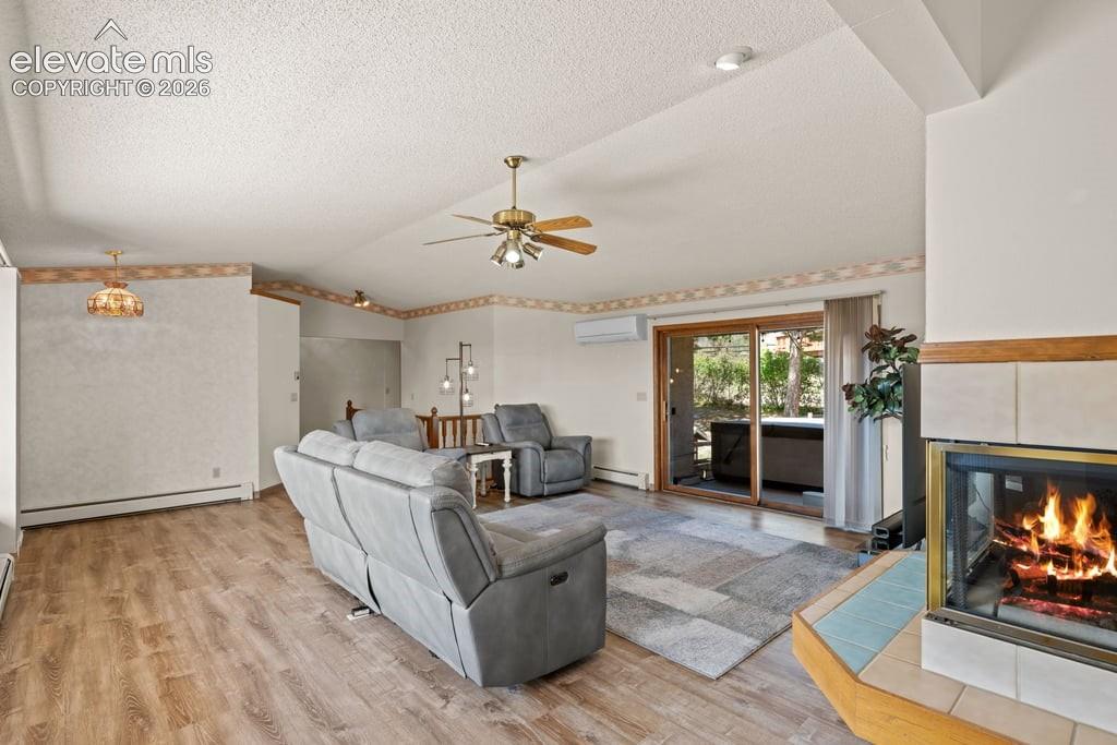 Image 11 of 44: Living Room