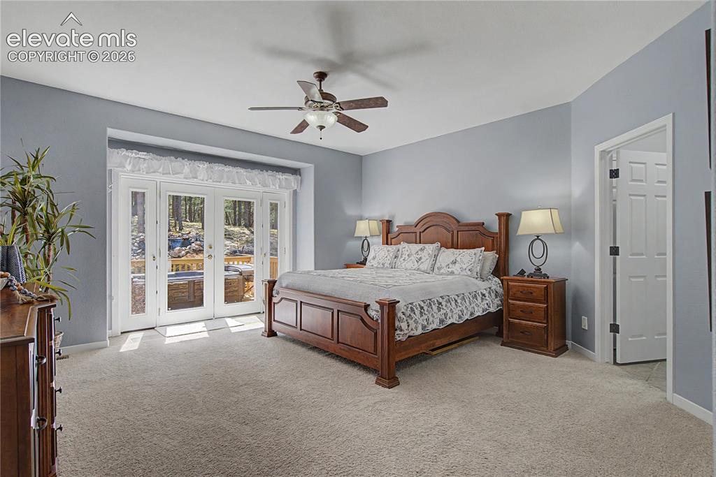 Image 18 of 48: Bedroom