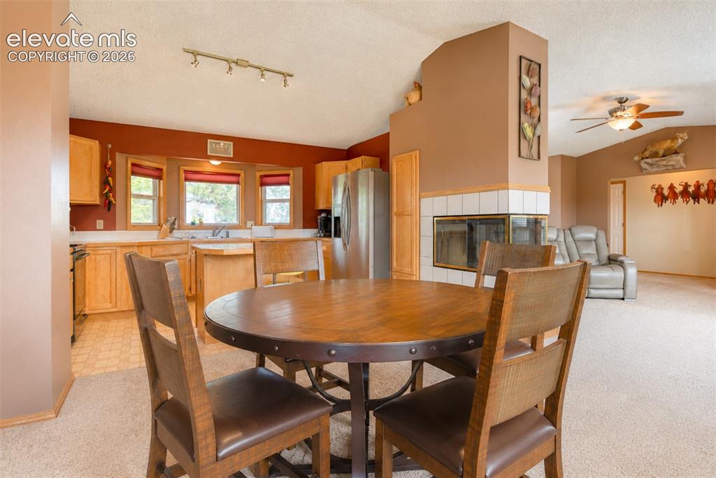 Image 13 of 44: Dining Area