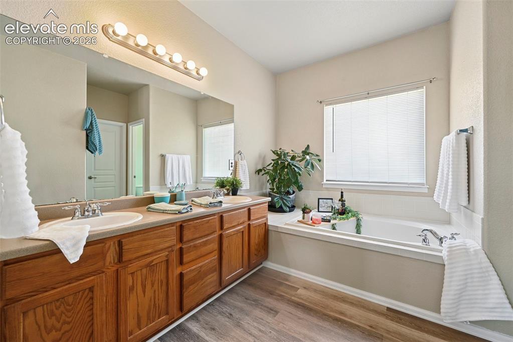 Image 22 of 32: Large double vanity in ensuite
