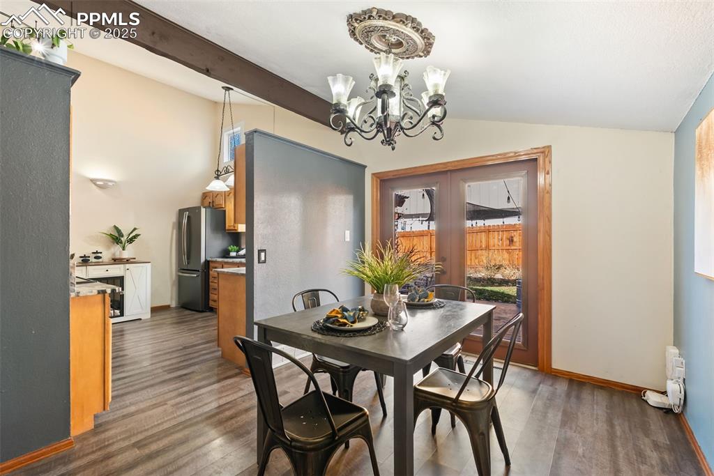 Image 6 of 46: Dining Area