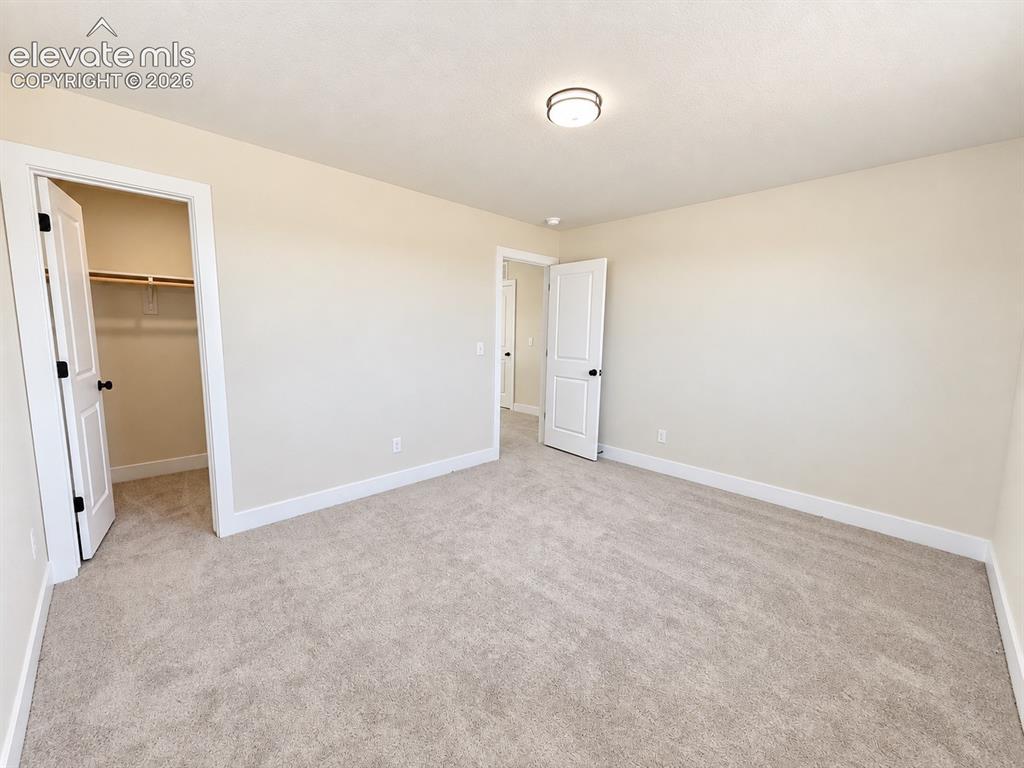 Image 13 of 28: Bedroom