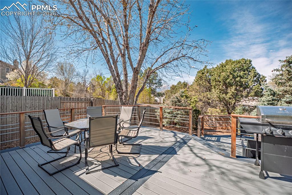 Image 16 of 46: Deck