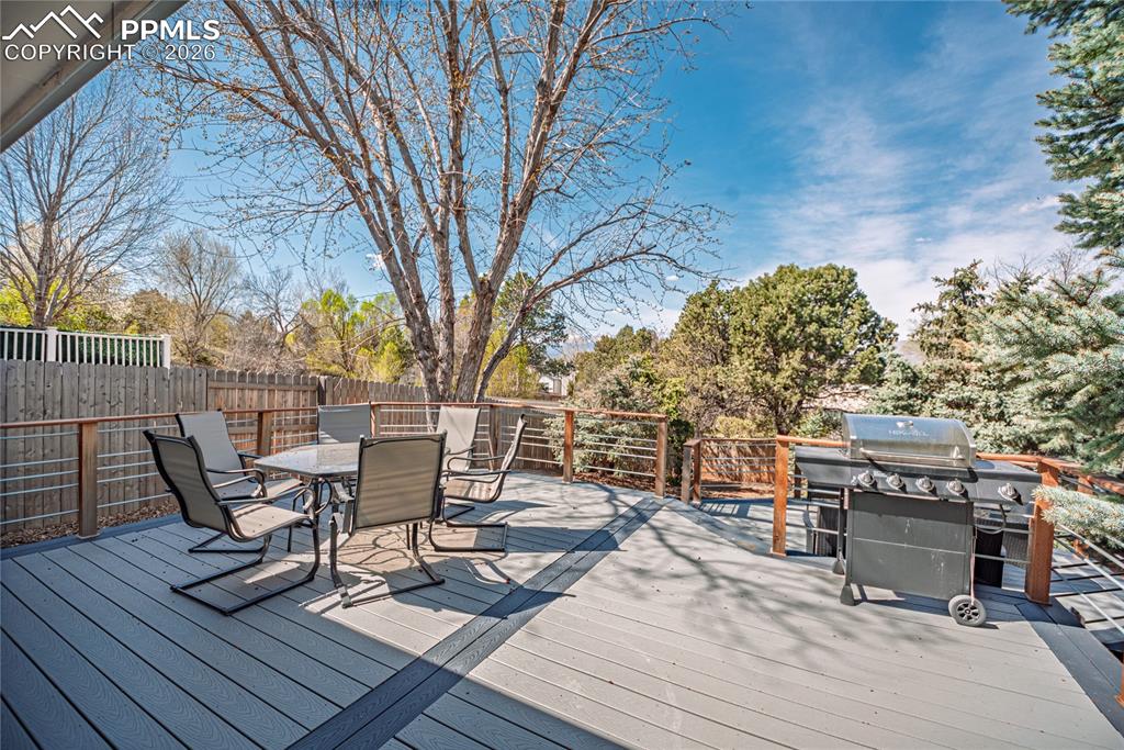 Image 17 of 46: Deck