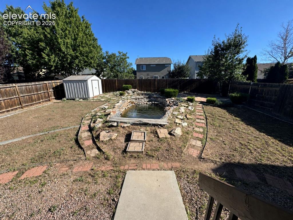 Image 44 of 44: Yard
