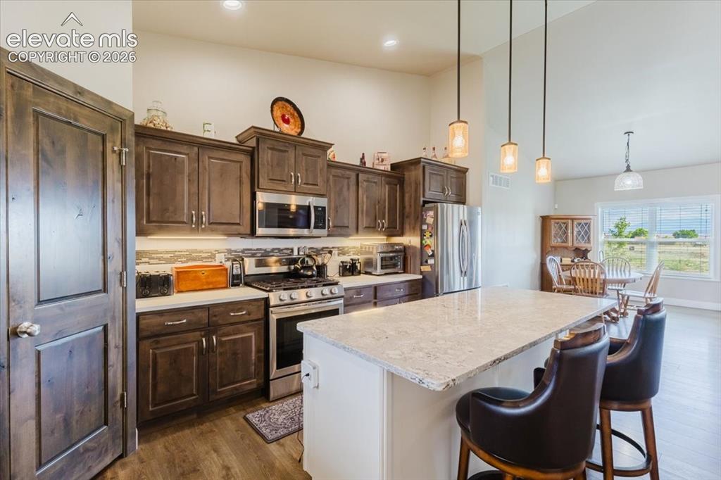 Image 12 of 47: Kitchen