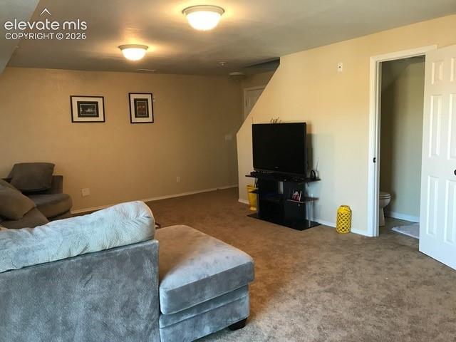 Image 11 of 11: Family Room