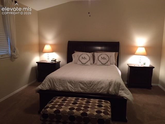 Image 6 of 11: Master Bedroom