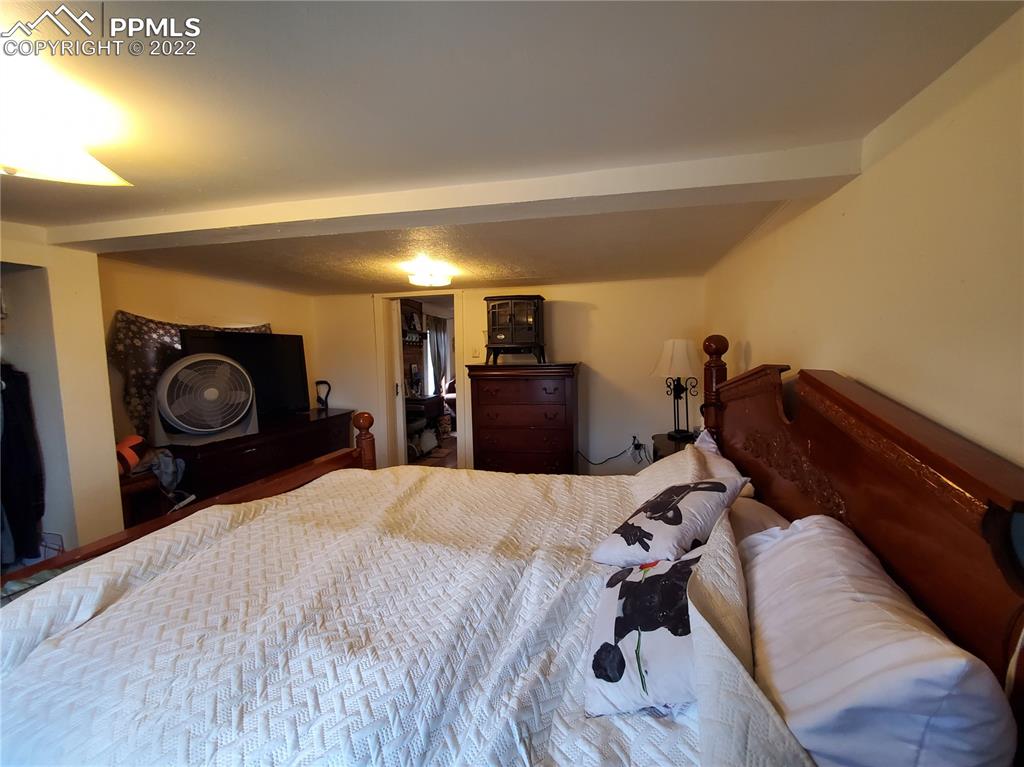 Listing 6396380, Image 11 of 20