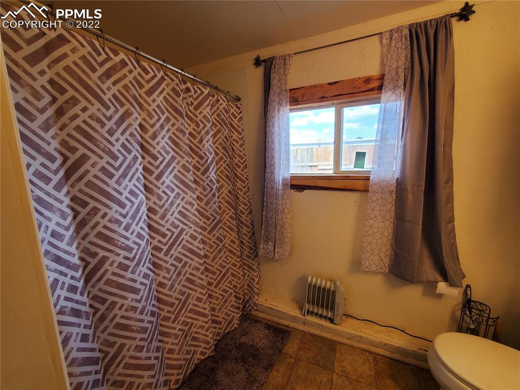 Listing 6396380, Image 15 of 20