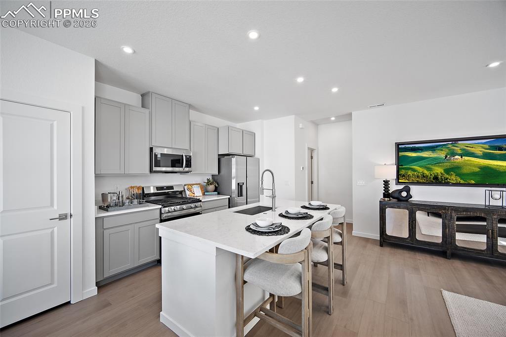 Image 6 of 30: Kitchen