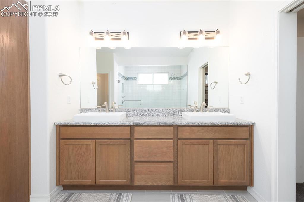 Image 15 of 40: Master Bathroom