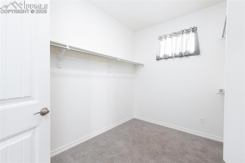 Image 18 of 40: Primary Bedroom