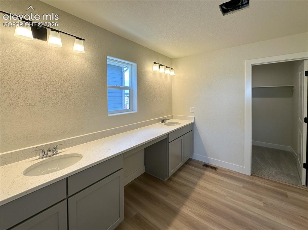 Image 20 of 41: Master Bathroom