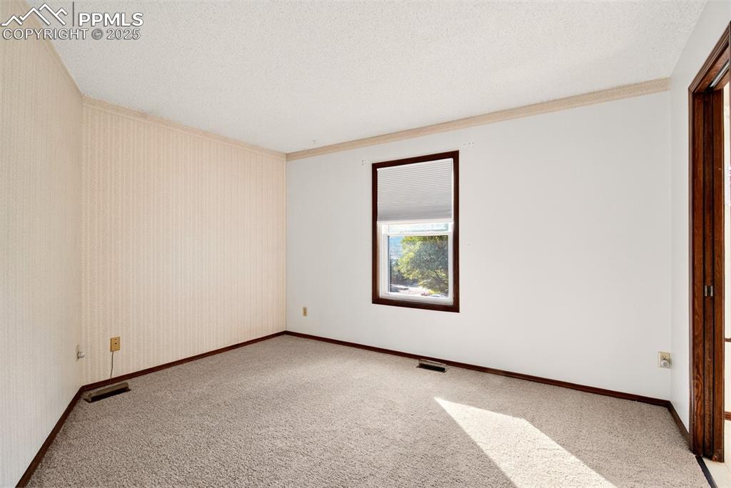 Image 18 of 50: Primary Bedroom Suite "Sitting Area"